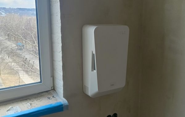 Монтаж бризеров Тион оказываем услуги