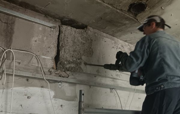 Демонтаж сантехкабин, перегородок в Прокопьевске оказываем услуги